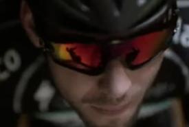 Oakley: va dove ti porta… l’ossessione per lo sport